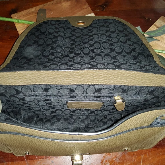 Olive Green Coach Satchel - Picture 4 of 11